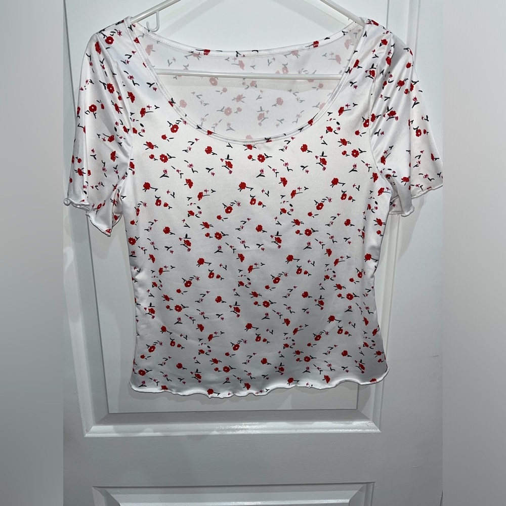 White Top With Flowers Women